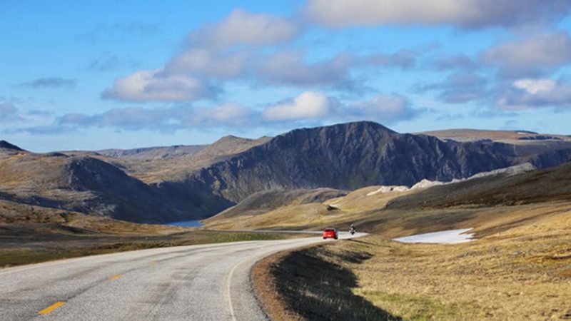 Mietwagen in Norwegen: Entdecke Städte und Natur auf bequeme Weise